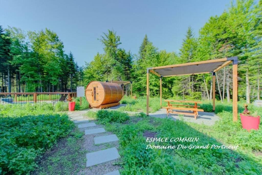Nouveau - Chalet Moderne - Spa, Piscine & Sauna! Pont-Rouge Buitenkant foto